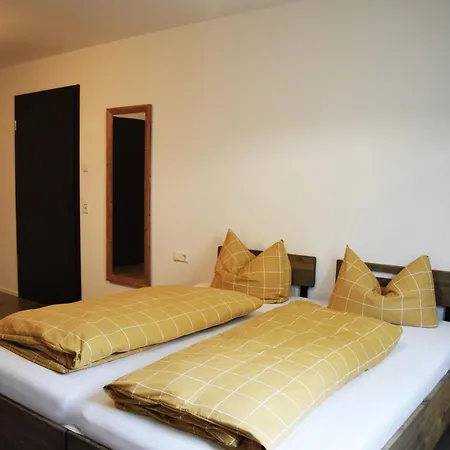 Baerenschenke Alojamento de Acomodação e Pequeno-almoço Messkirch